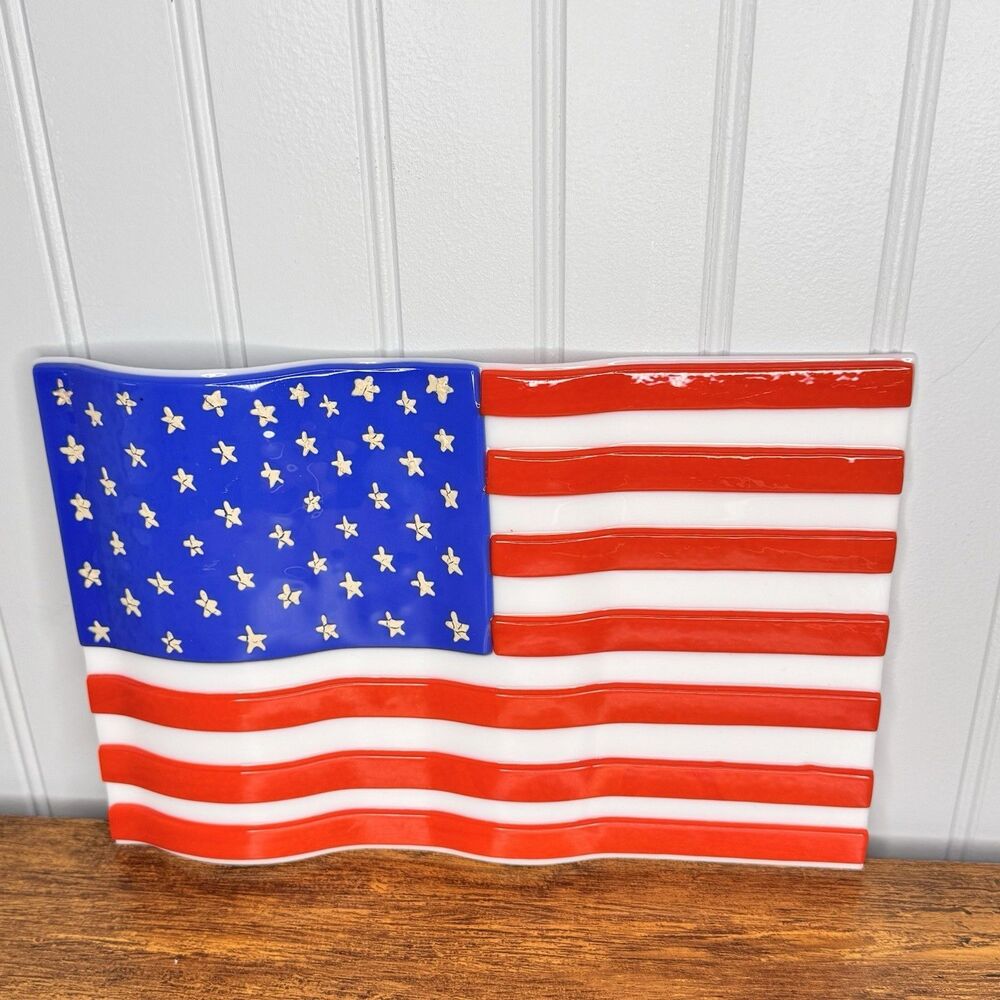 AMERICAN FLAG Wave Art Glass 10.75” Cheese Serving Tray Plate Patriotic Decor